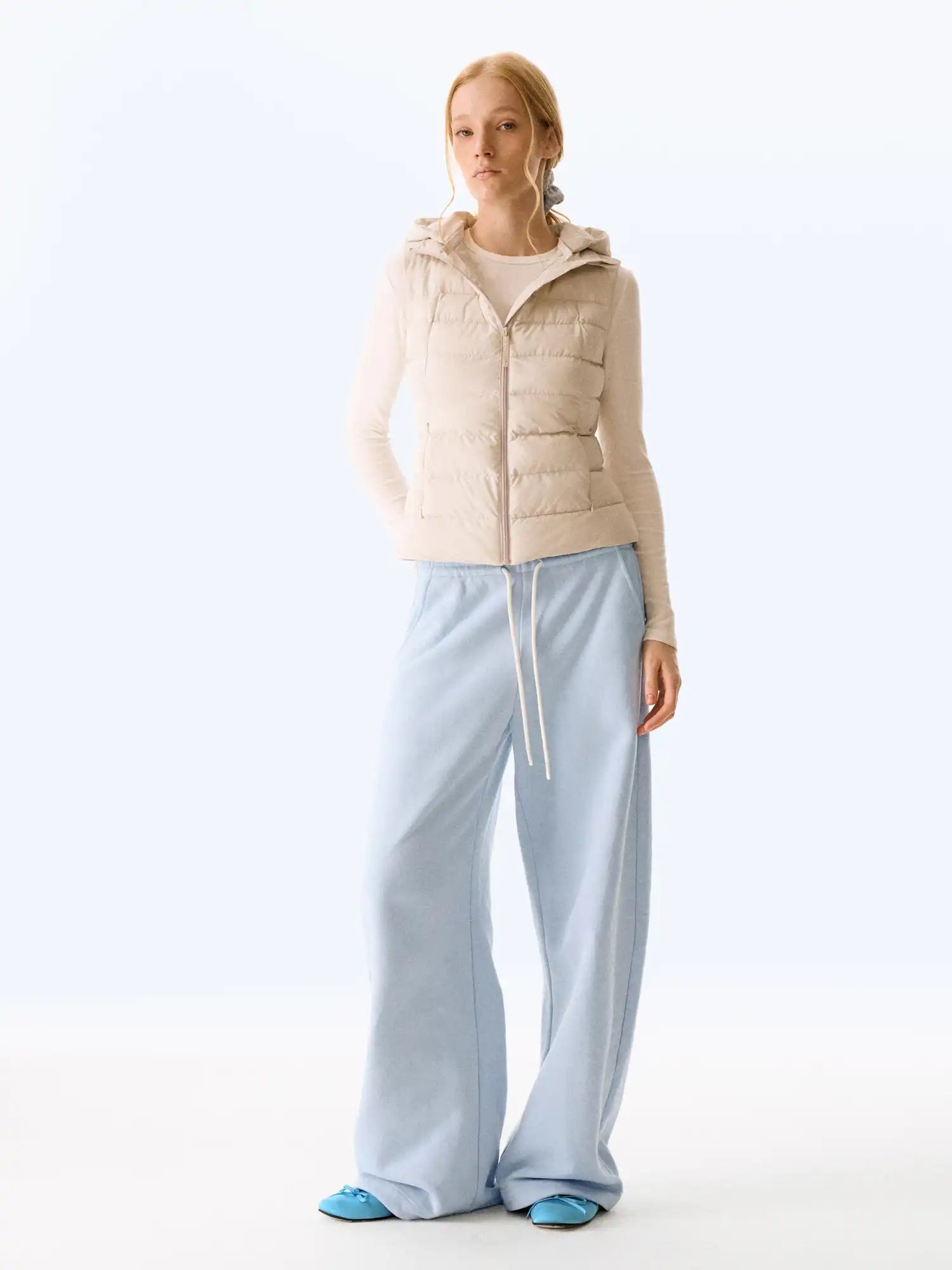 FirstFloor Lightweight self-heating Down Vest | Canton Collective