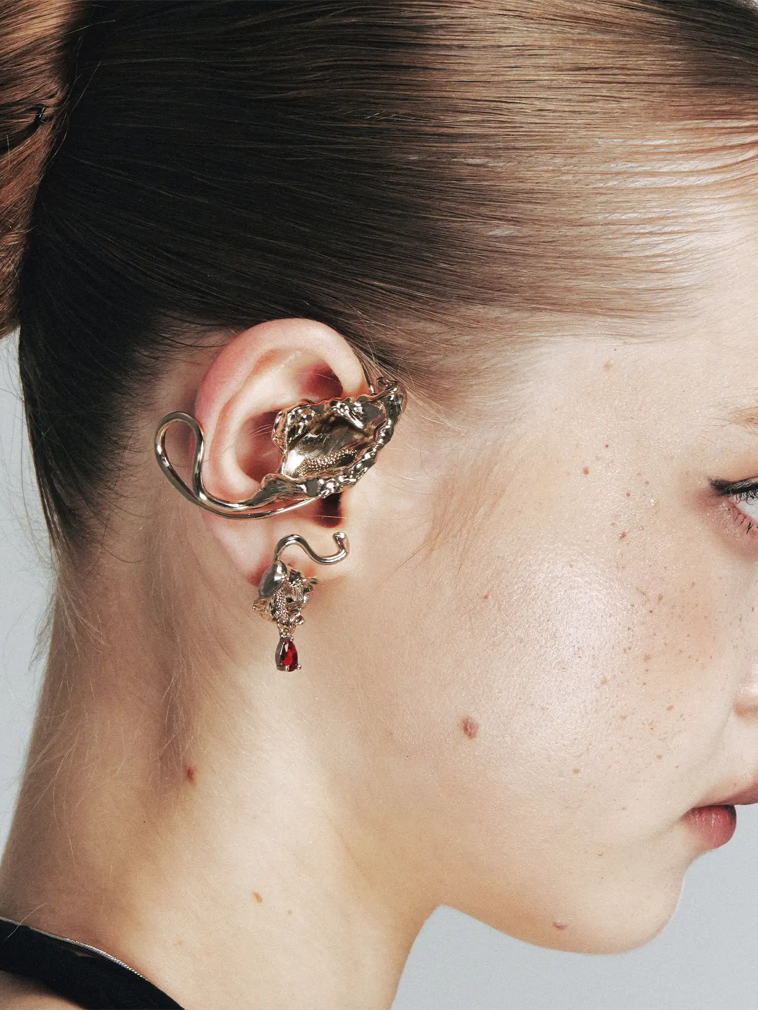 1Jinn M2M Metal Flower Ear Cuff | Canton Collective