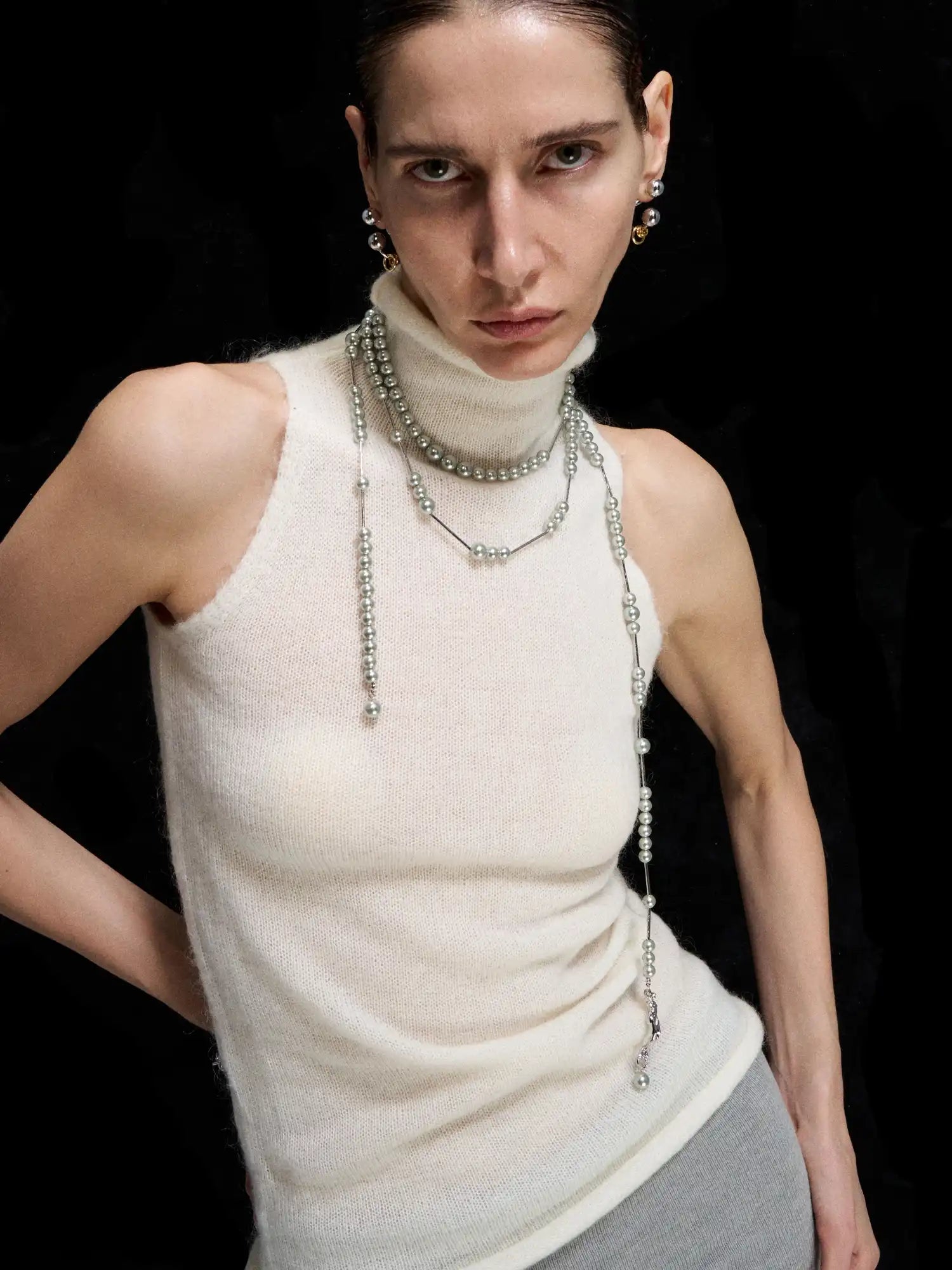 1Jinn M2M Pearl Asymmetrical Necklace | Canton Collective