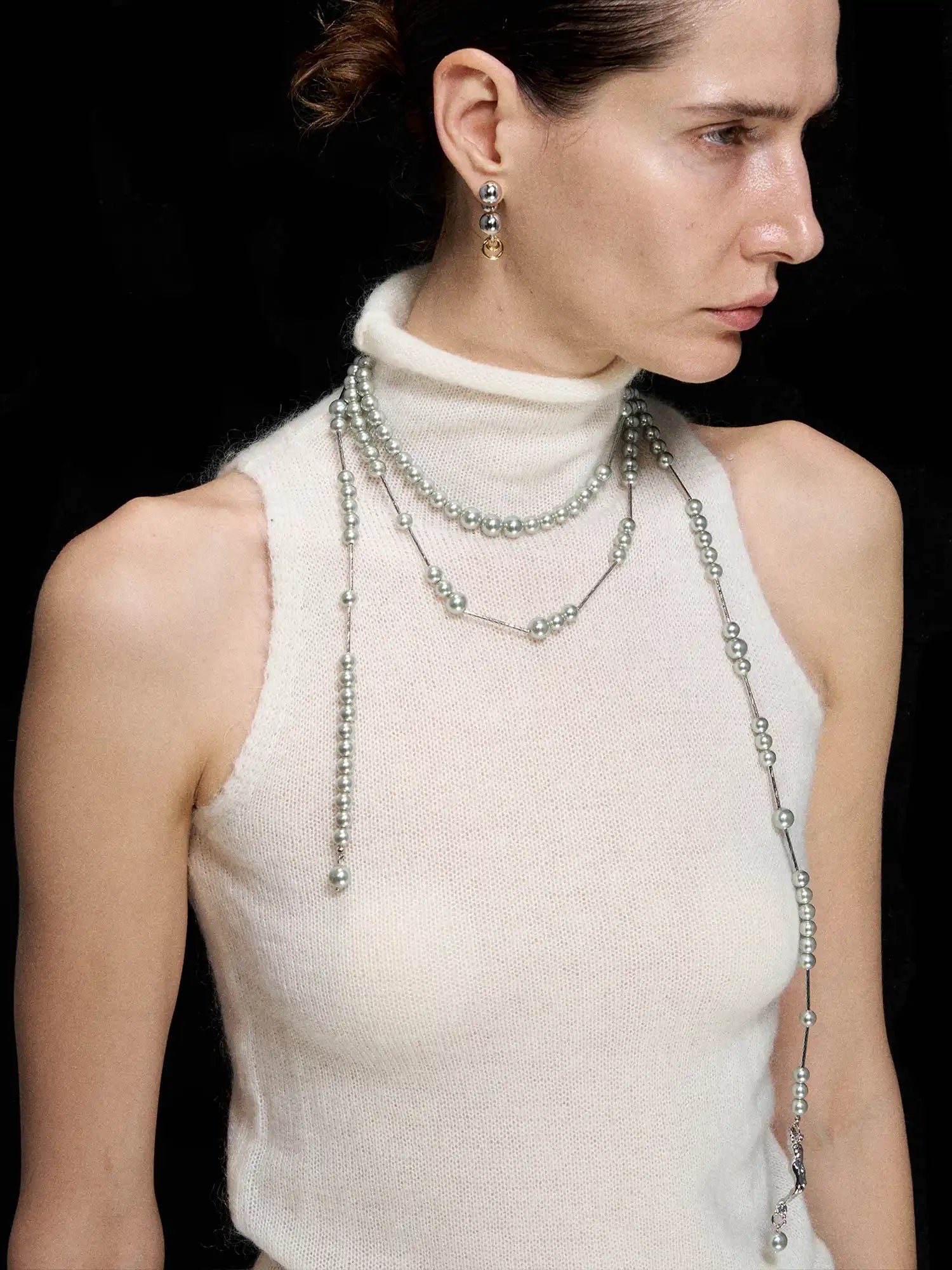 1Jinn M2M Pearl Asymmetrical Necklace | Canton Collective