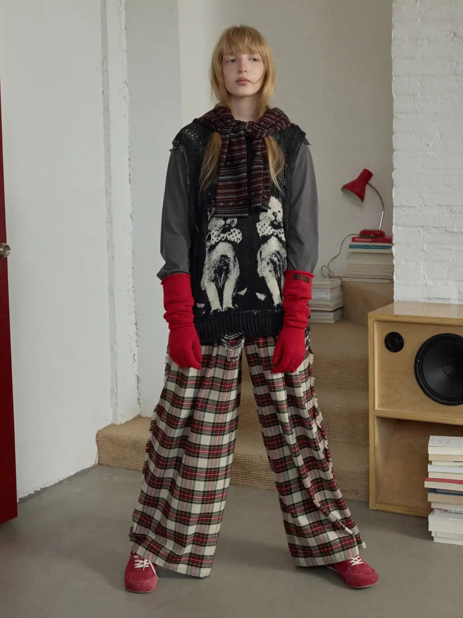 1Jinn Studio Playful Cat Jacquard Knit Vest | Canton Collective