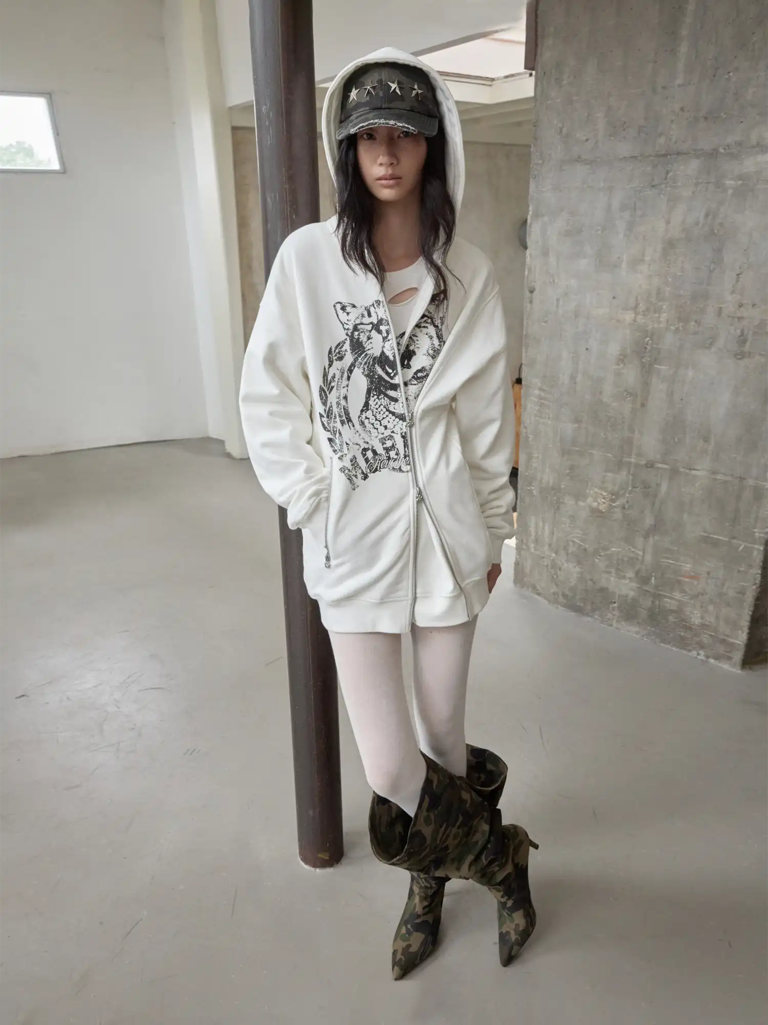 1Jinn Studio Retro Kitten Sweatshirt Jacket | Canton Collective