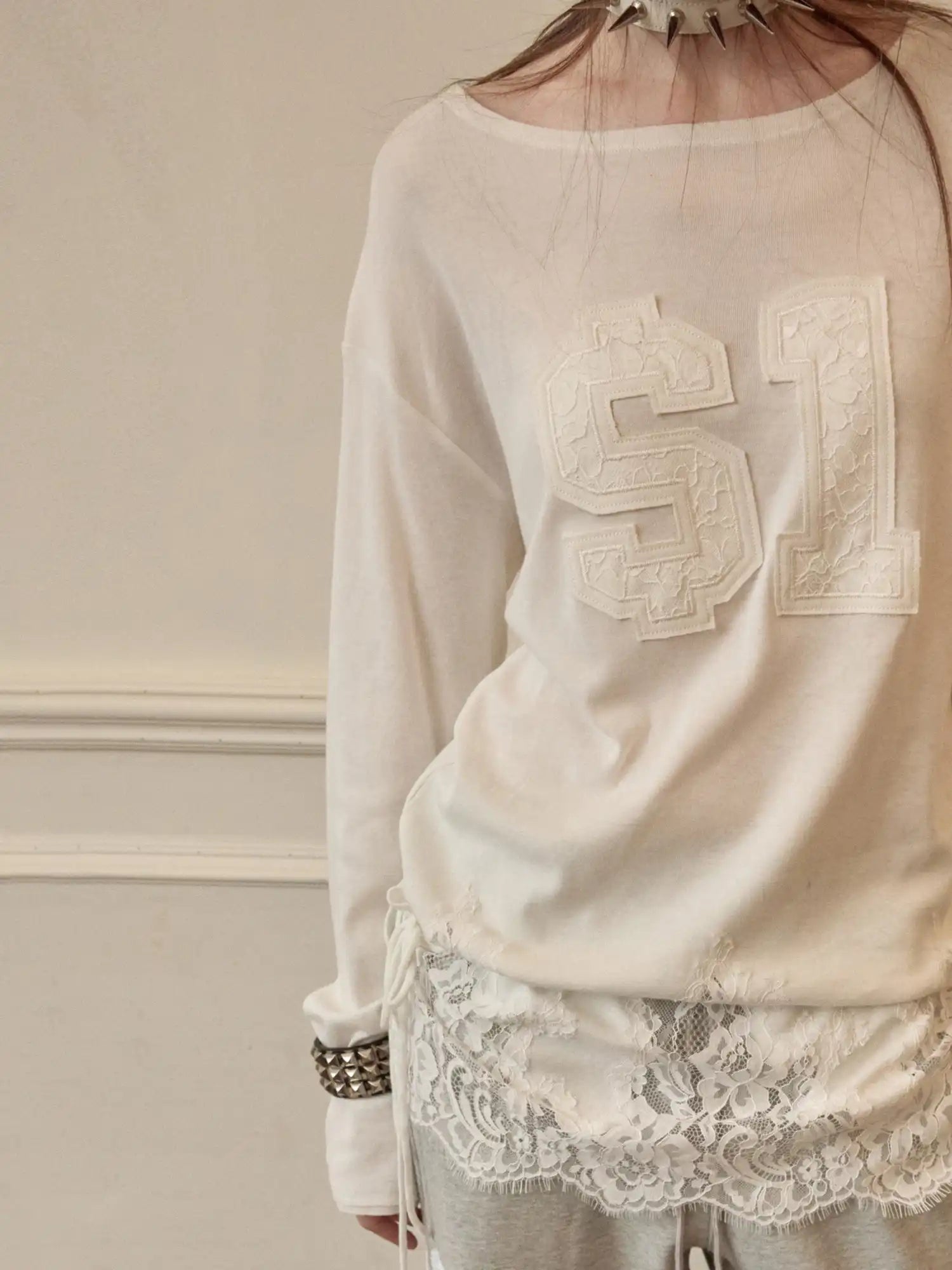 1Jinn Studio Sporty Casual Lace Trim Hem Boxy Tee | Canton Collective