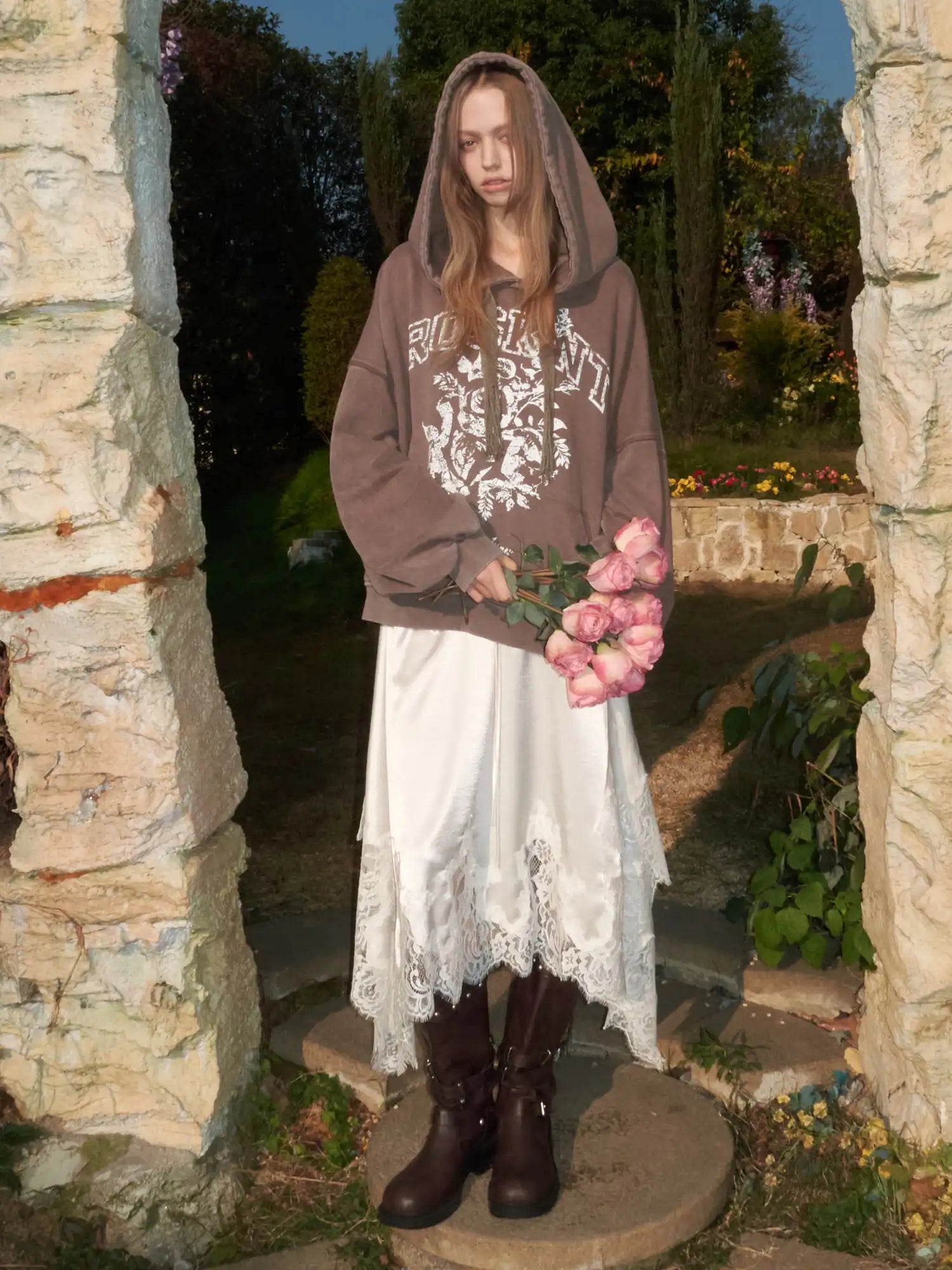 1Jinn Studio Streetwear Hoodie With Big Hood | Canton Collective