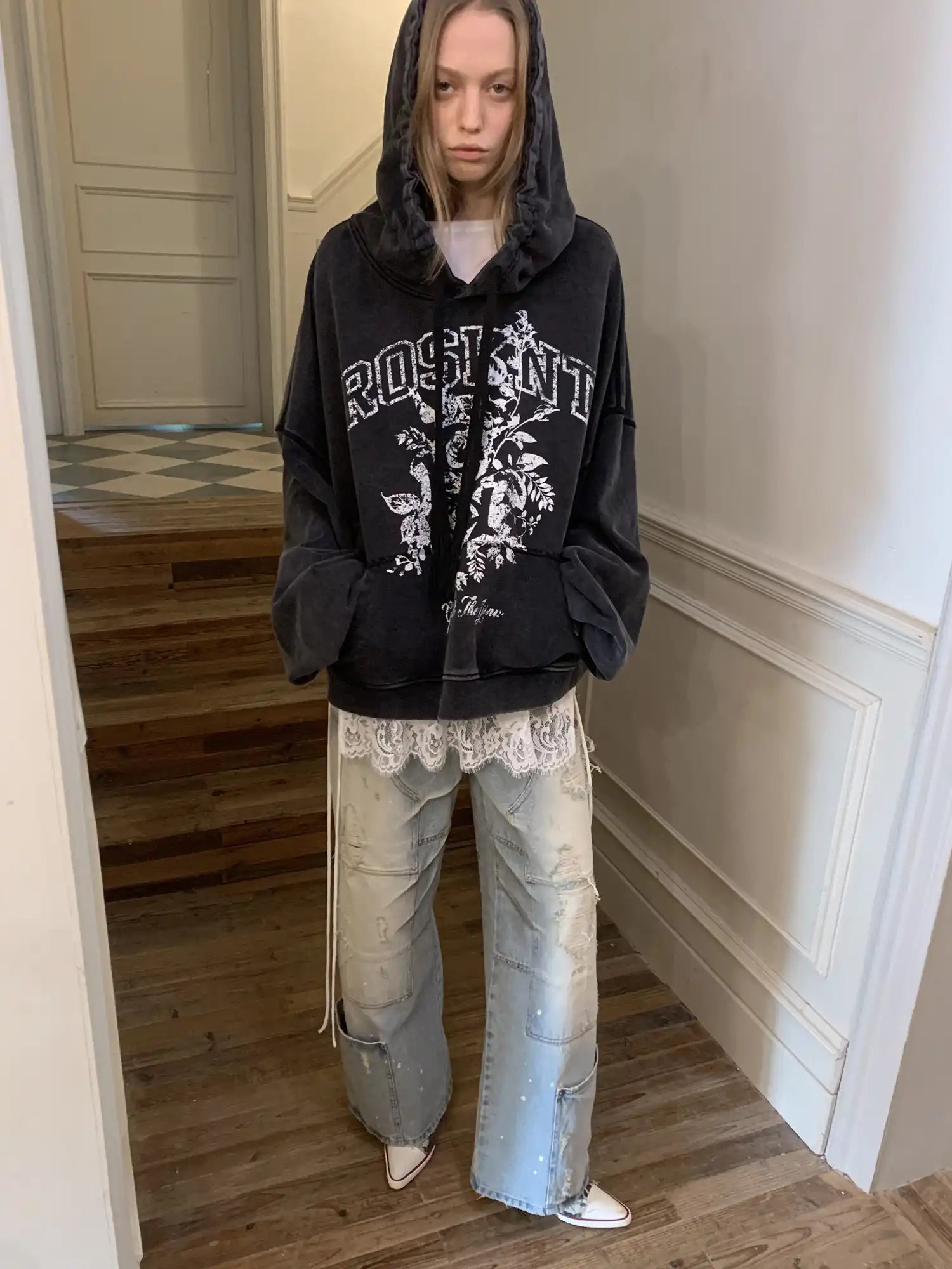 1Jinn Studio Streetwear Hoodie With Big Hood | Canton Collective