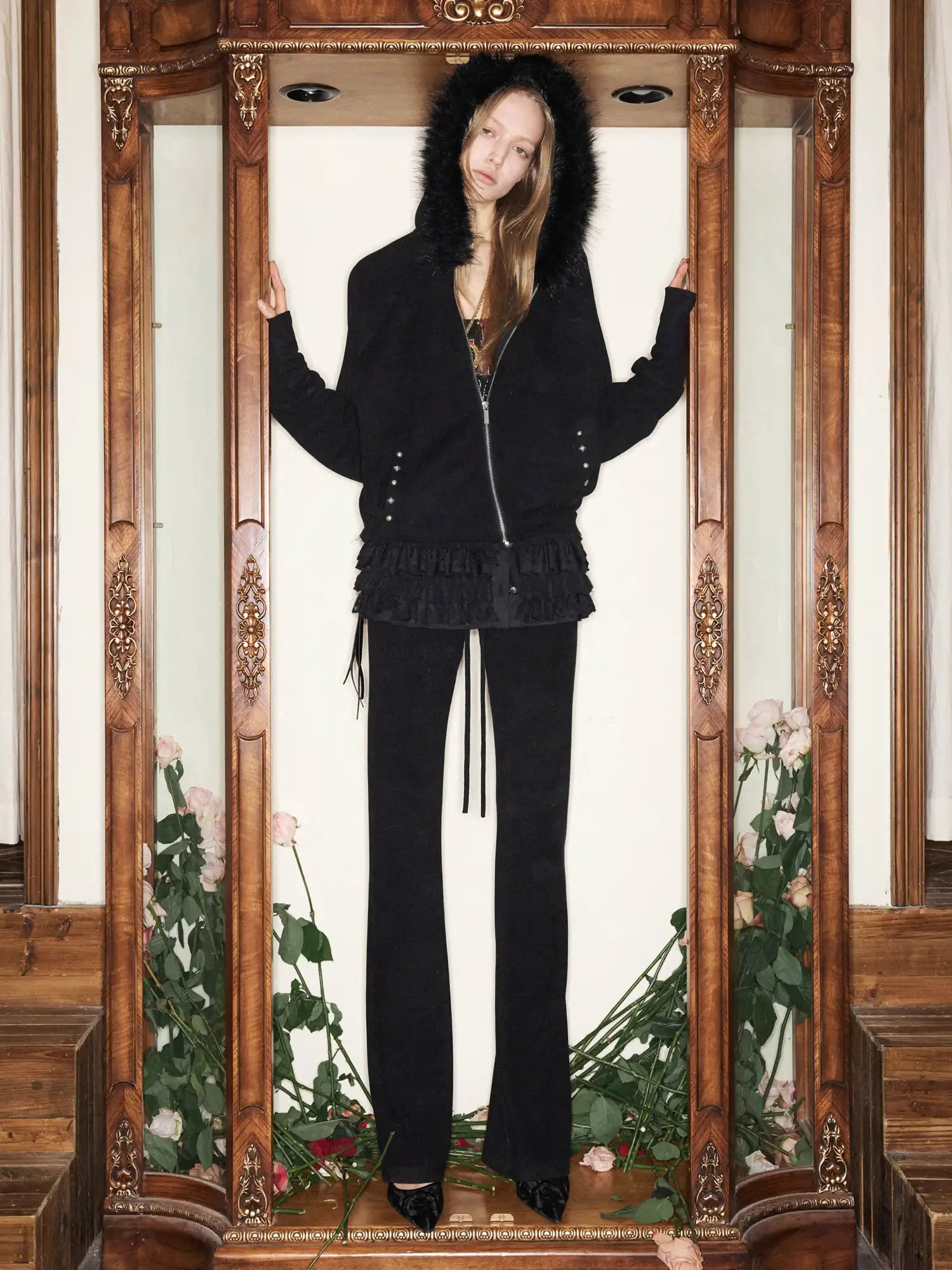 1Jinn Studio Studded Waistband Slight Flare Leggings | Canton Collective