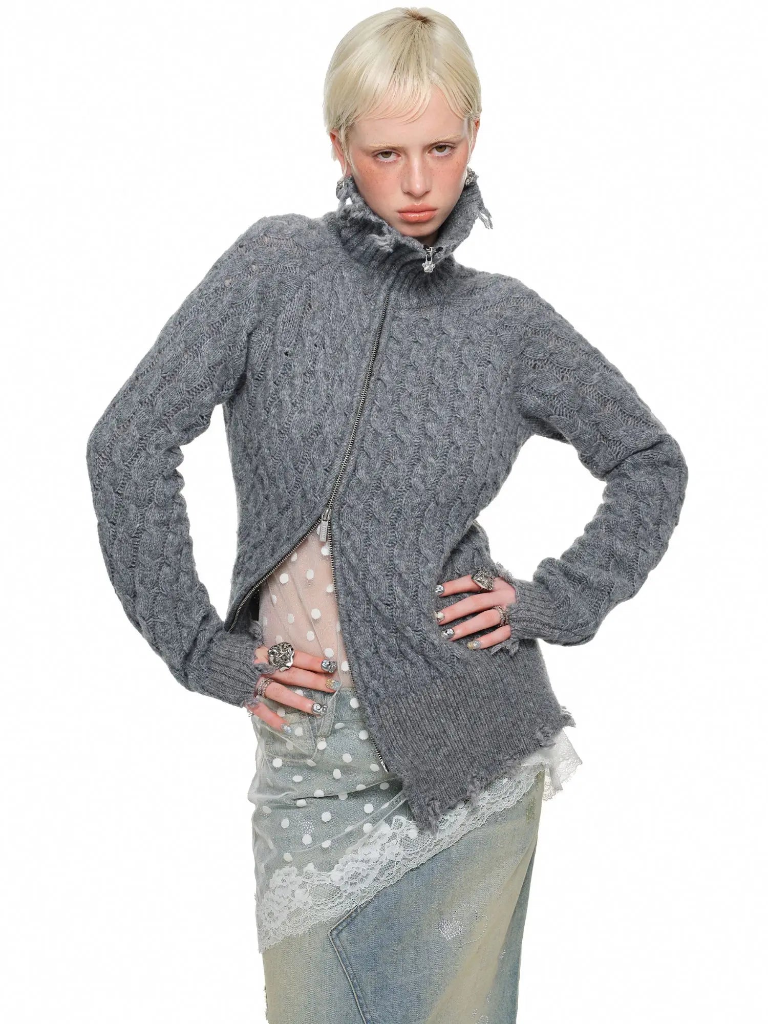 1Jinn Studio Twist Front Zip Knit | Canton Collective