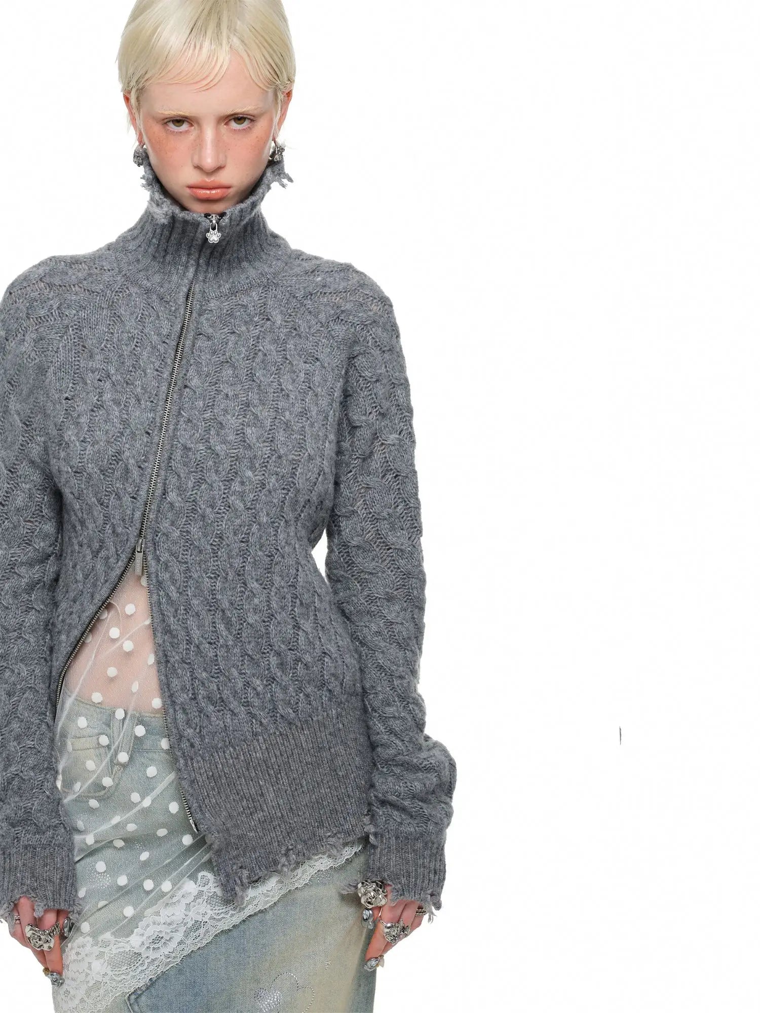 1Jinn Studio Twist Front Zip Knit | Canton Collective