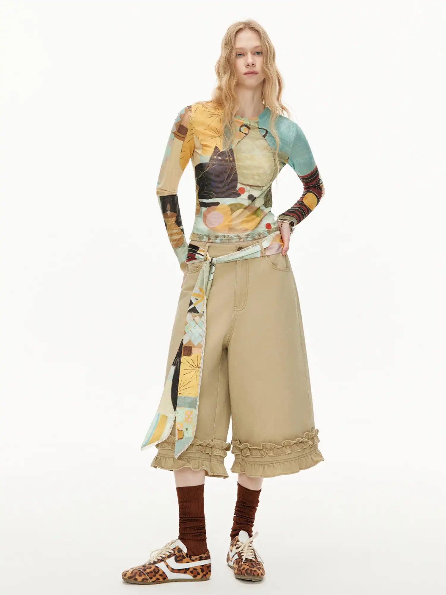 Outtheblue Whimsical Cat Long-Sleeve Fitted Crop Top | Canton Collective