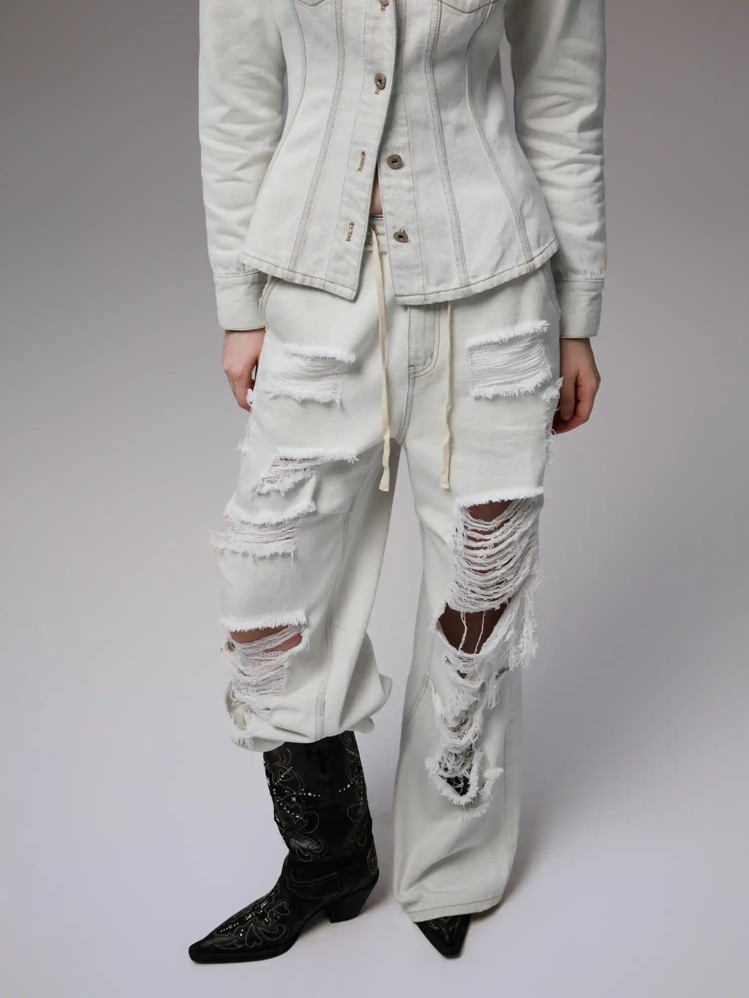 1Jinn Studio White Wash Ripped Jeans | Canton Collective