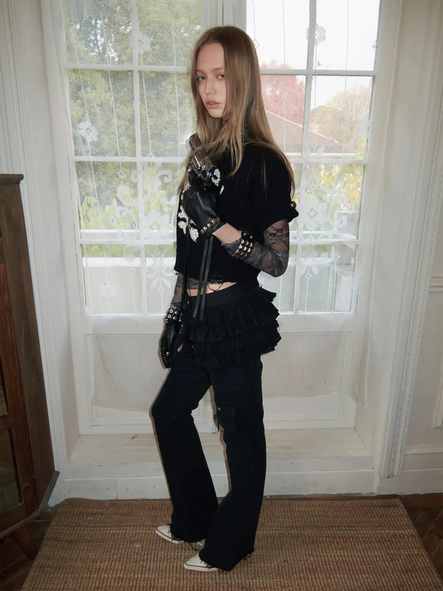 1Jinn Studio Y2K Skull Puppy Distressed Short-sleeve Crop Sweater | Canton Collective