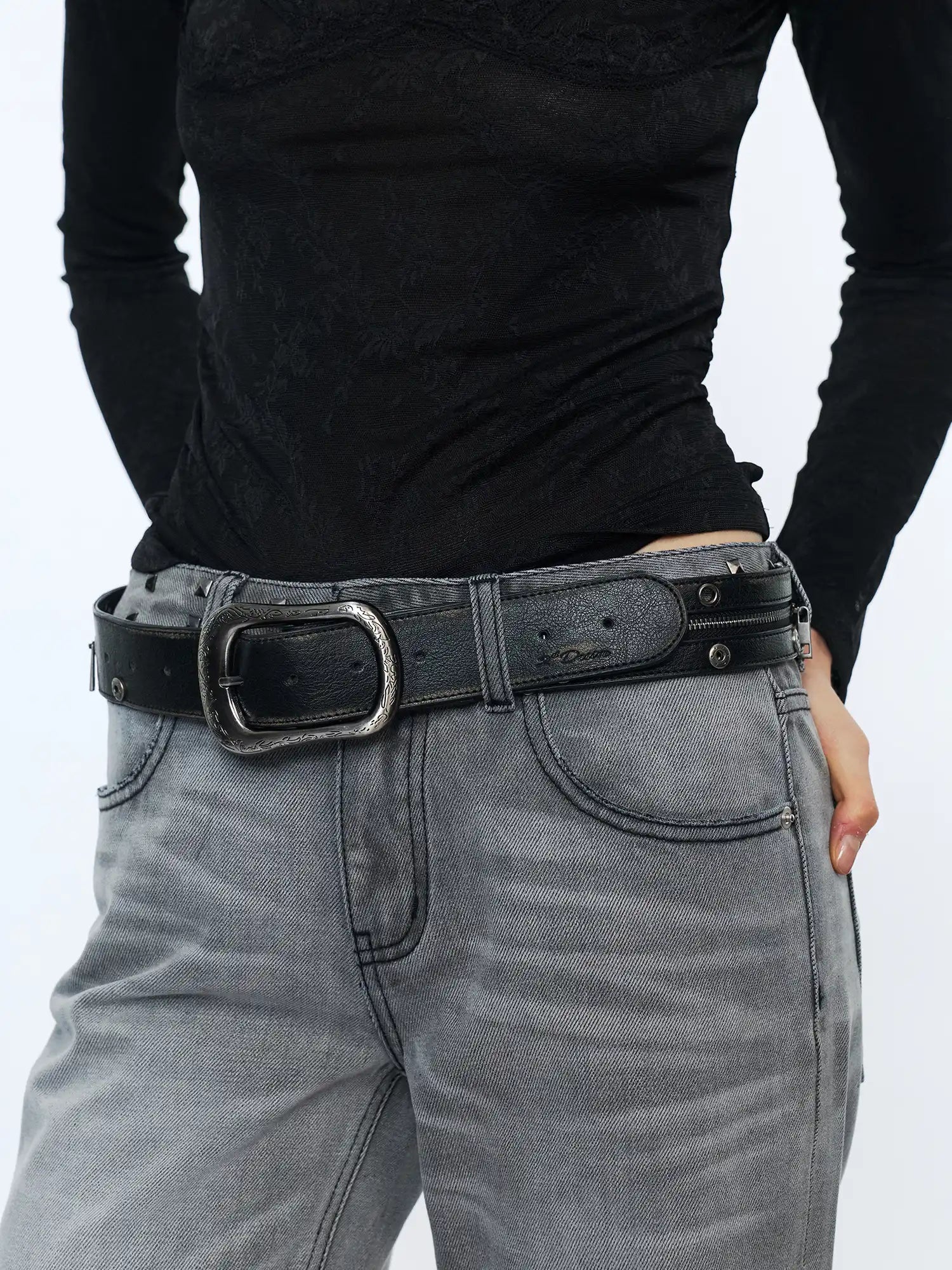 2th Desire Y2K Western Leather Zip Belt With Detachable Saddle Waist Pouch | Canton Collective